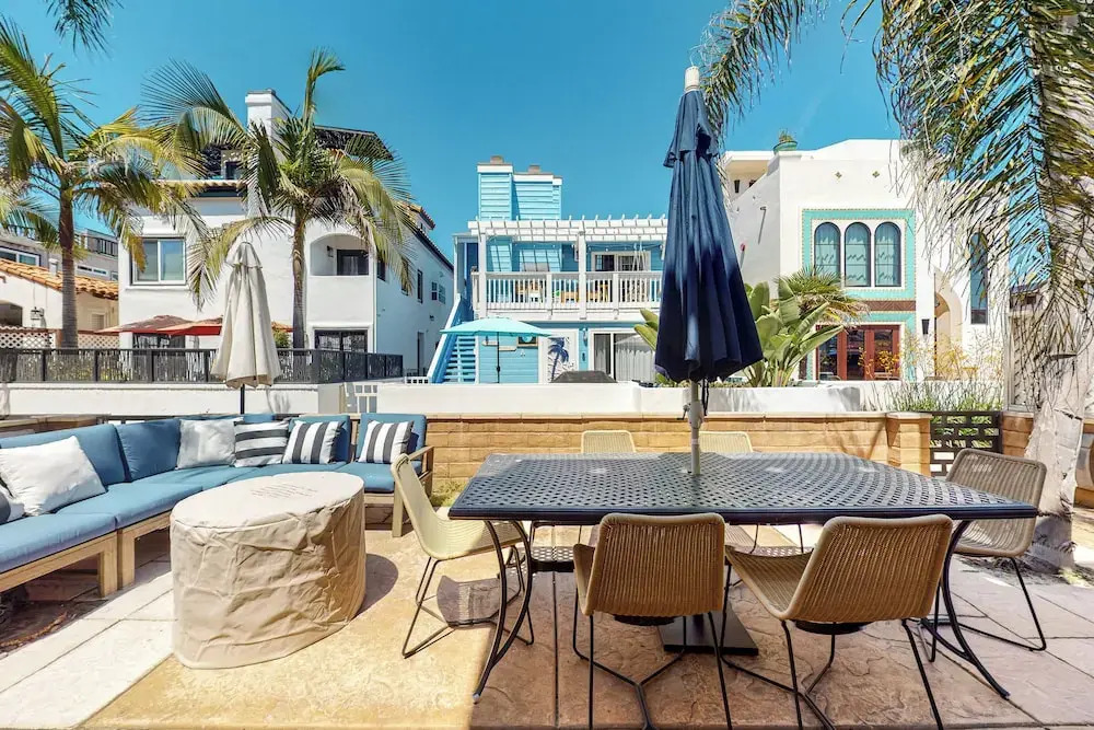 Walk to Mission Beach: Centrally Located Townhome