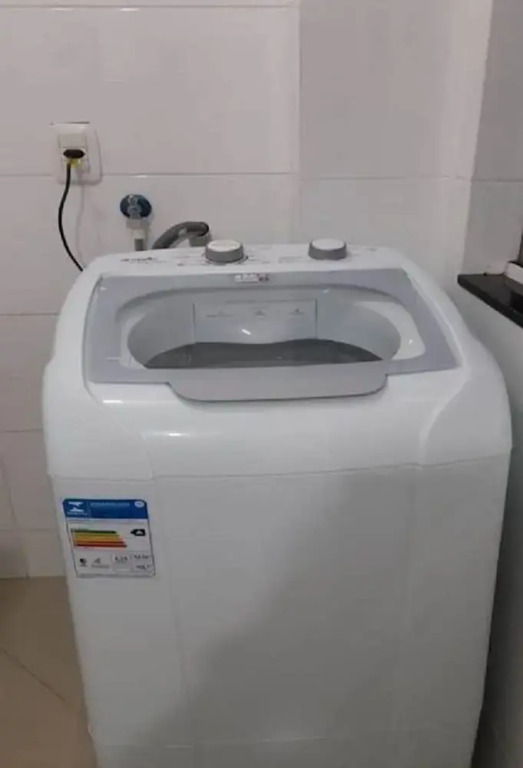 Apto 103 Ed Dambros bem localizado