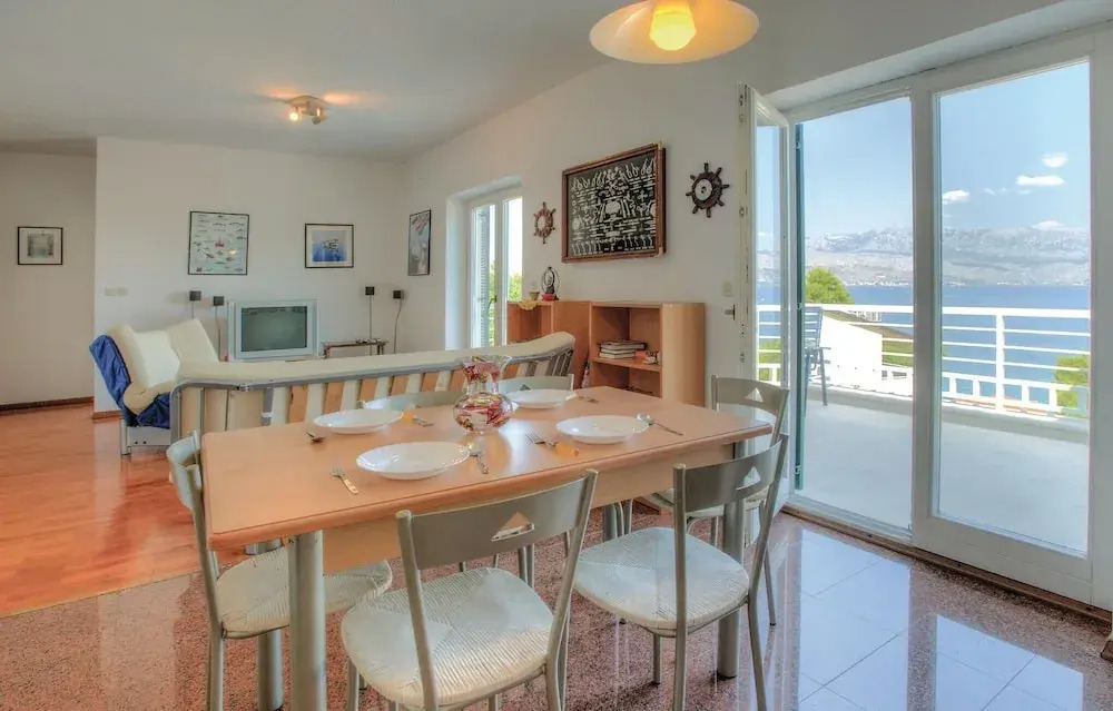 Amazing Home In Postira