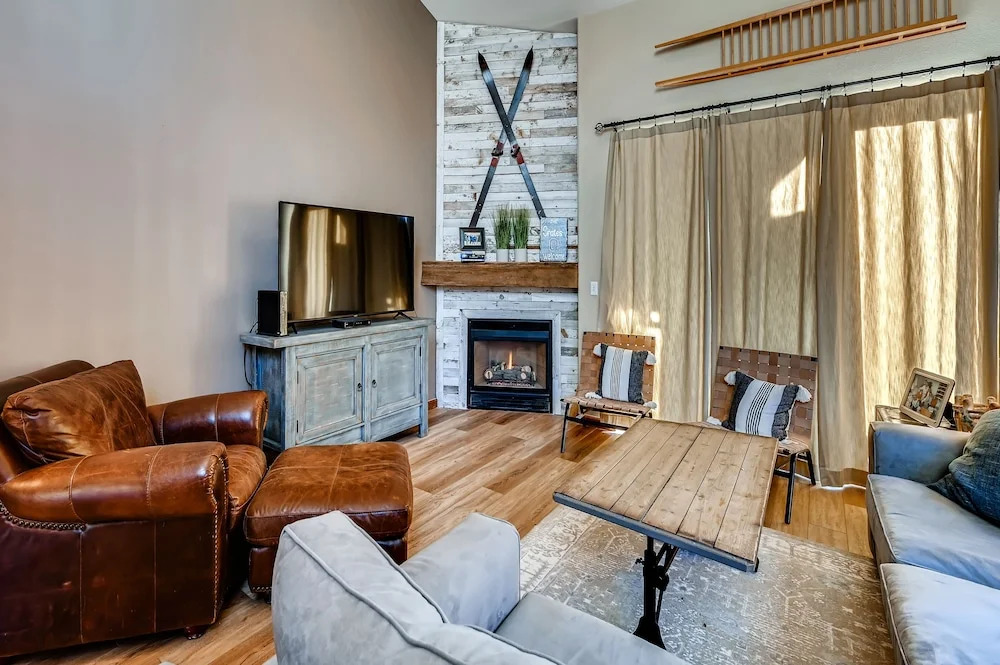 The Pointe Town Homes by CRMR