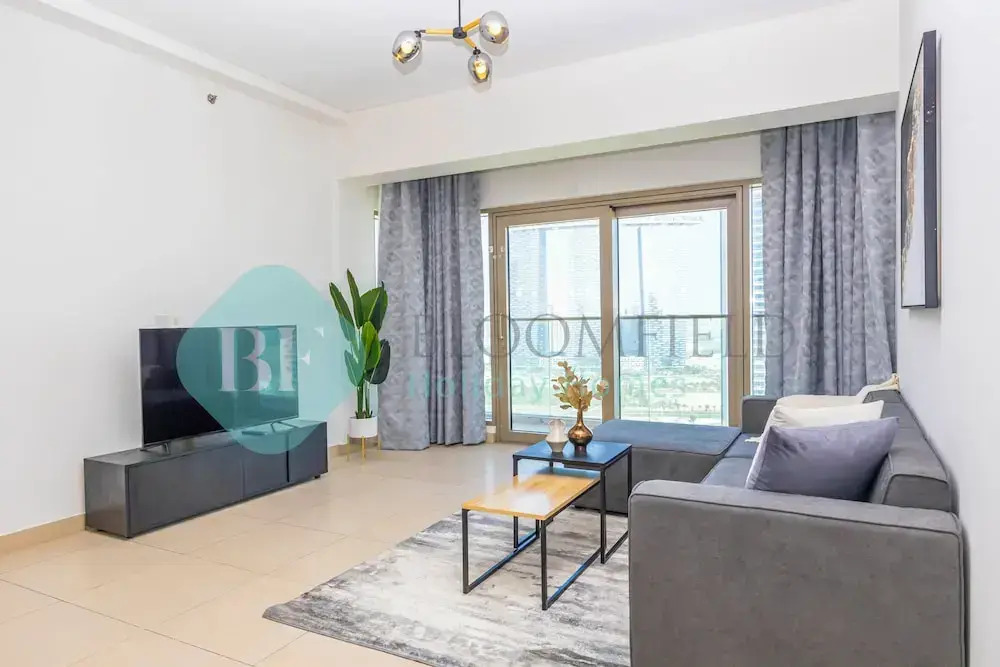 Bloomfields Elegant 2BR In Wave Tower