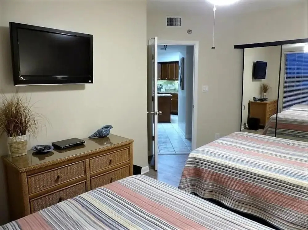 Pelican Pointe 504 3 Bedroom Condo
