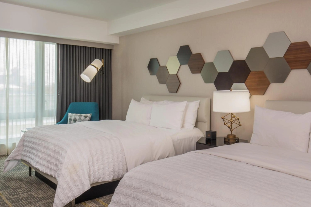 Le Meridien Boston Cambridge