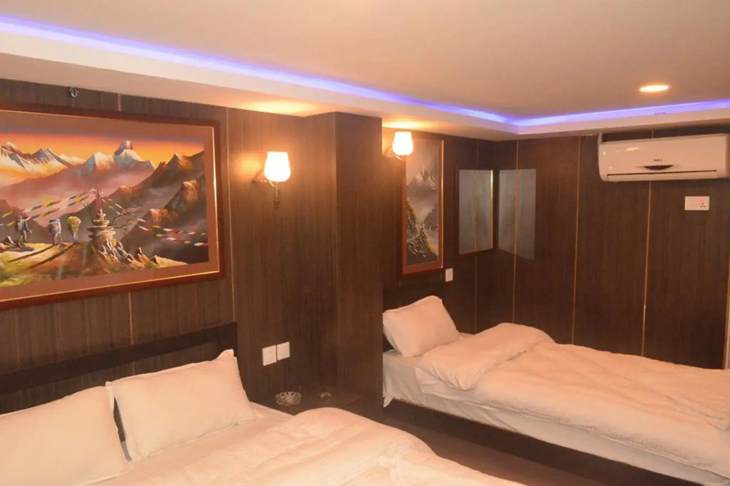 Hotel holiday inn