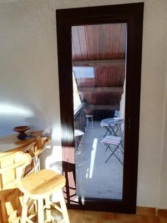 APPARTEMENT T3 60M2 à Briançon dans résidence calme avec 7 couchages