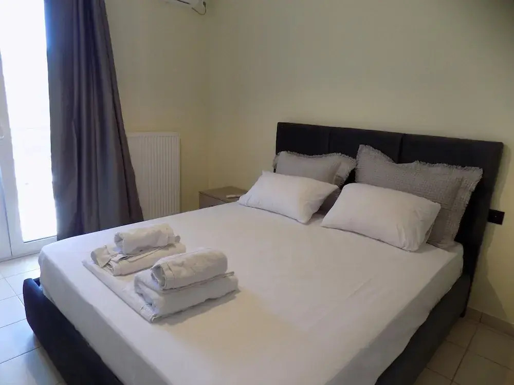 Central Cute 2Bd Balcony apt in Skiathos