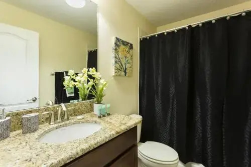 Champions Gate - Eight Bedroom Villa - CG023
