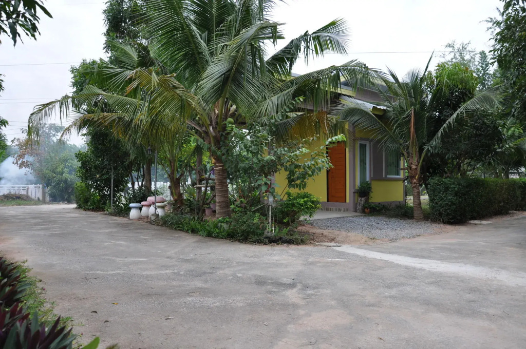 Feel Good Resort