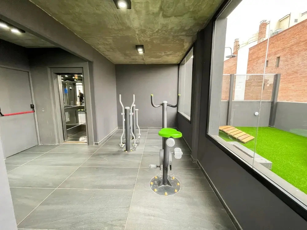 Impeccable 1 Bedroom Apartment in a Lively Area of Rosario