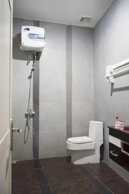 OYO 1283 Guest House Loemajan