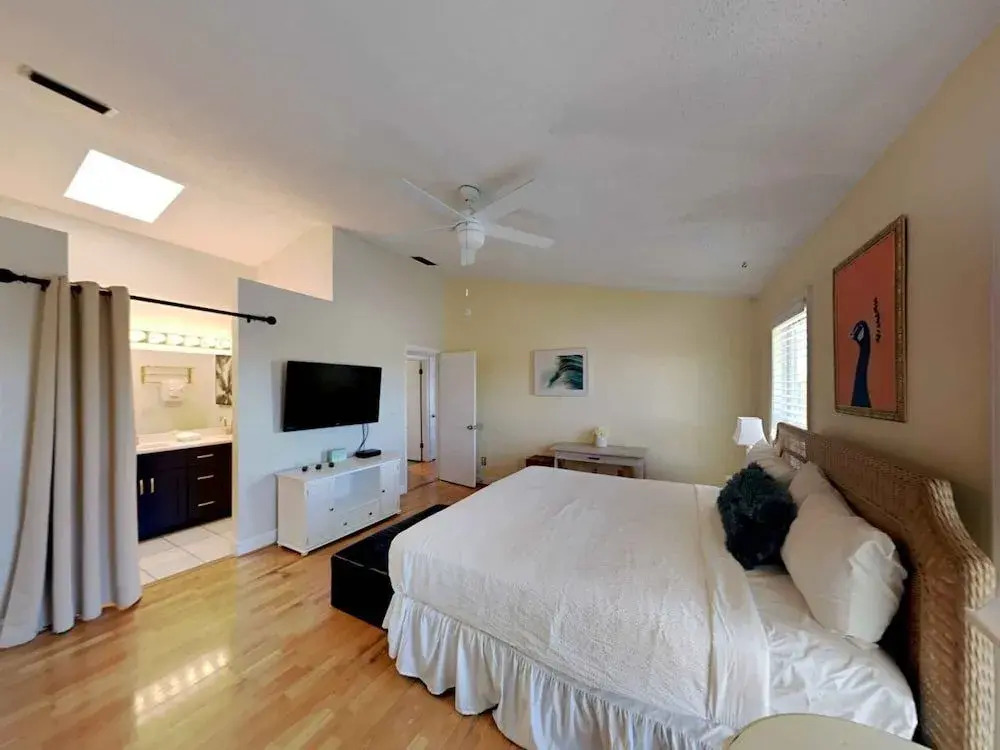 Bid-A-Wee Beach Home