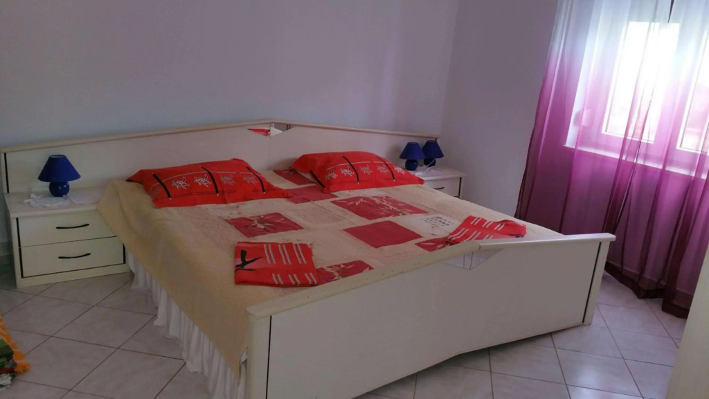 Family friendly apartments with a swimming pool Pula - 7610