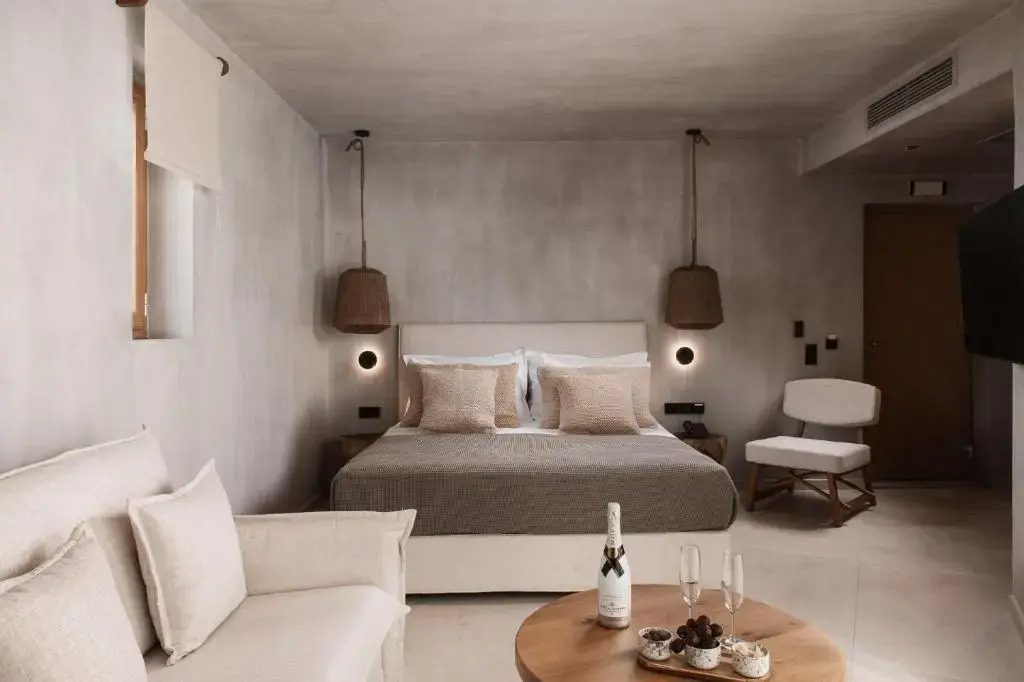 Myra Hotel