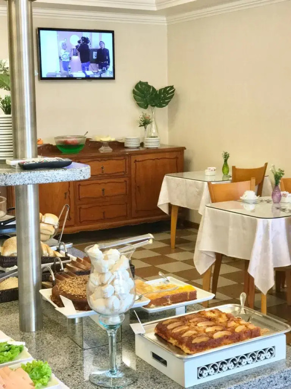 Alphaville Hotel