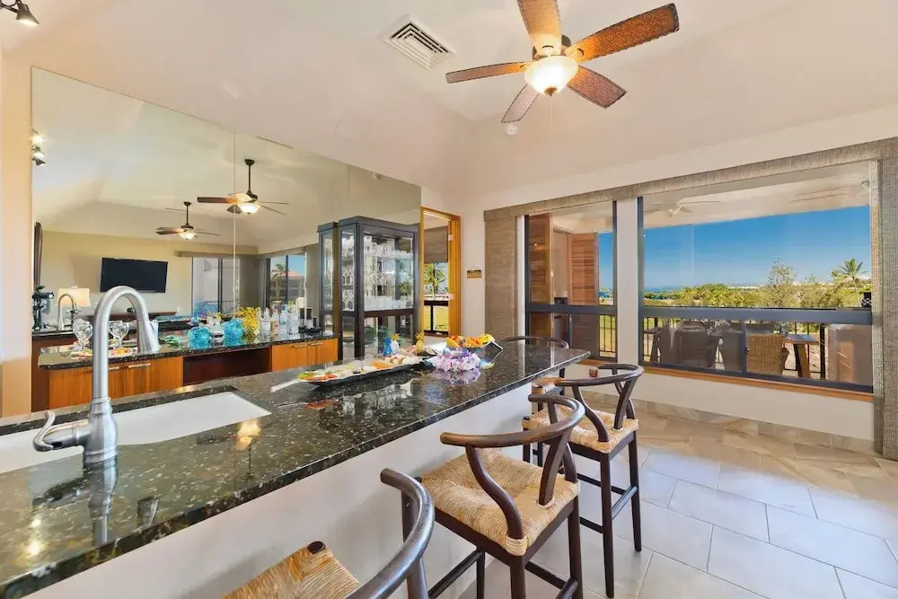 Hilton Pool Pass Luxurious Penthouse Oasis