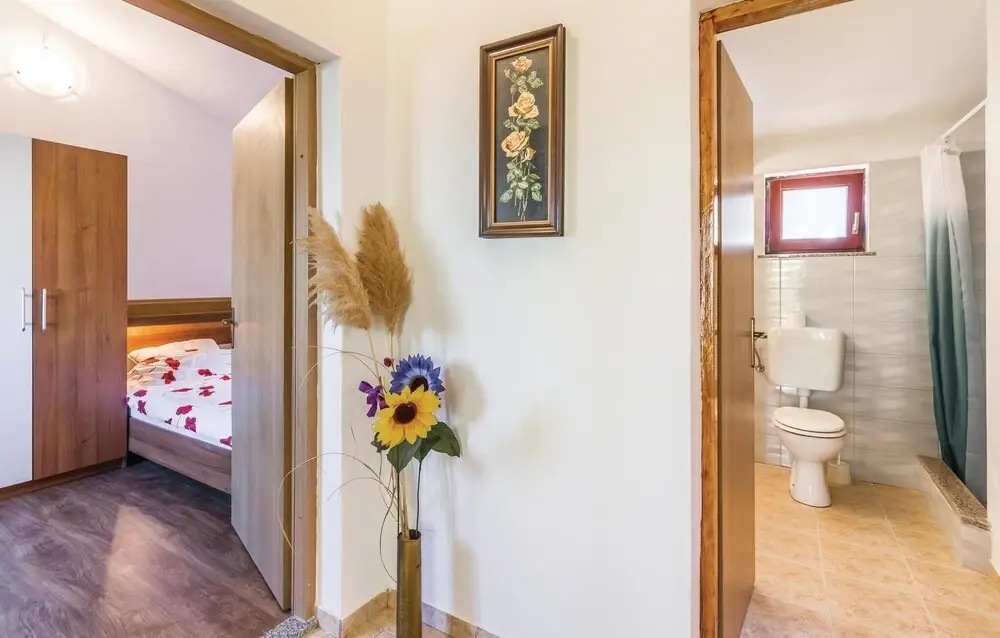 2 Bedroom Stunning Home In Medulin