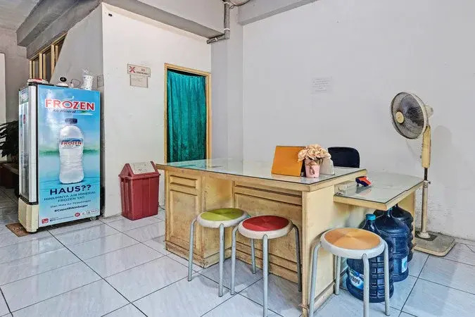 Collection O 92864 Mitra Residence