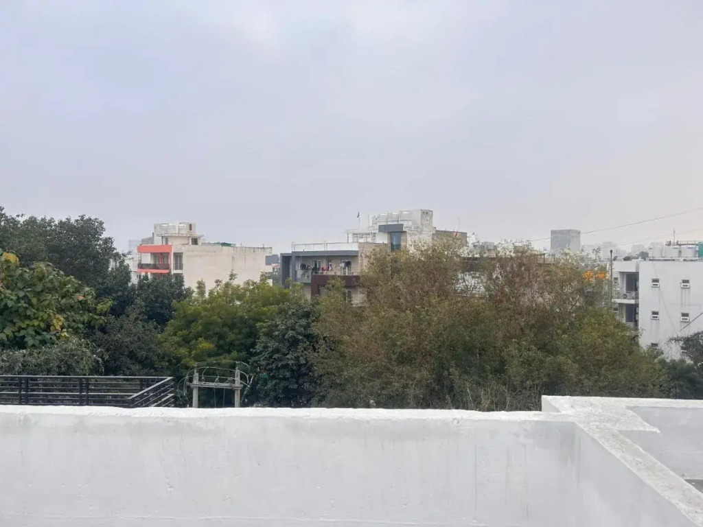 Lime Tree 1BHK Serviced Apartment - Medanta Medicity, Gurgaon