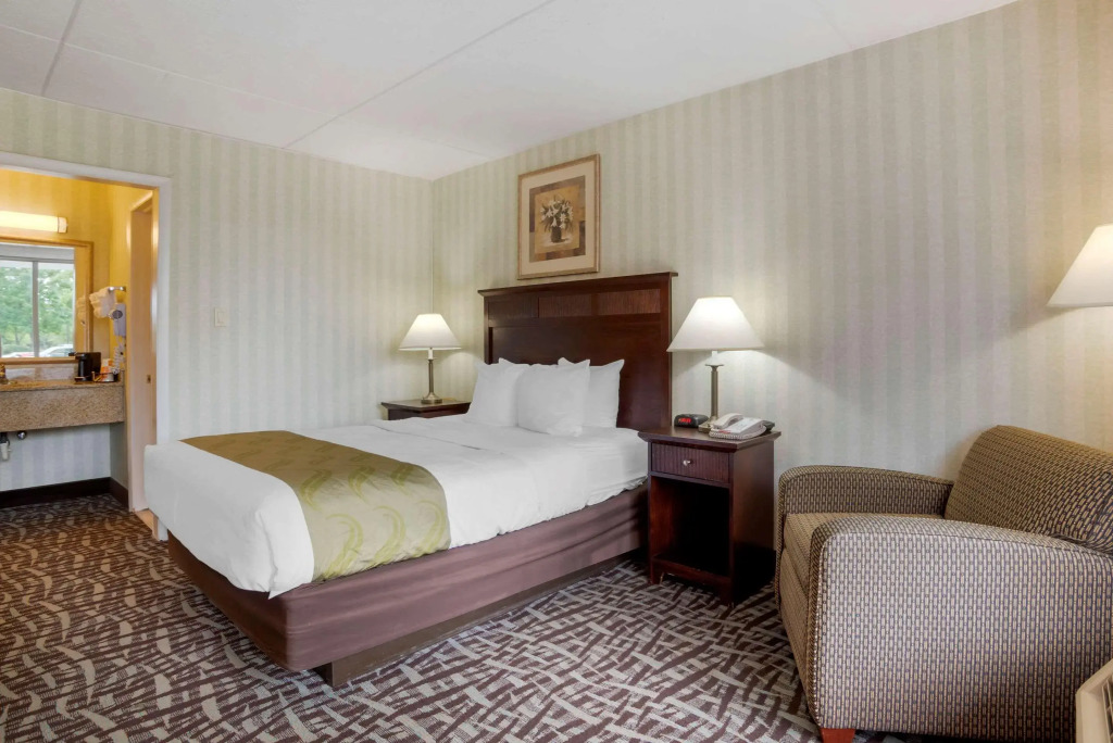 Quality Inn Fredericksburg near Historic Downtown