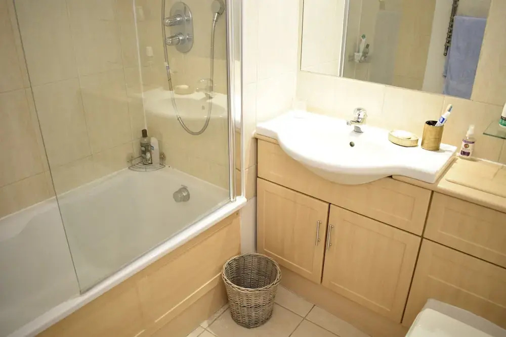2 Bedroom Mayfair Apartment Near Hyde Park