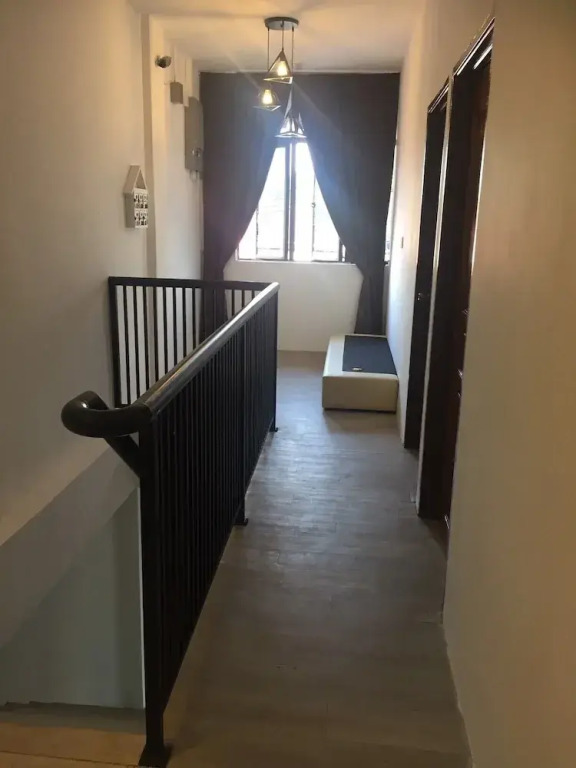 COMFORTABLE STAY
