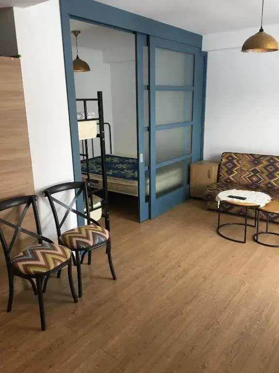 Mgzavrebi Apart Hotel Gh 4