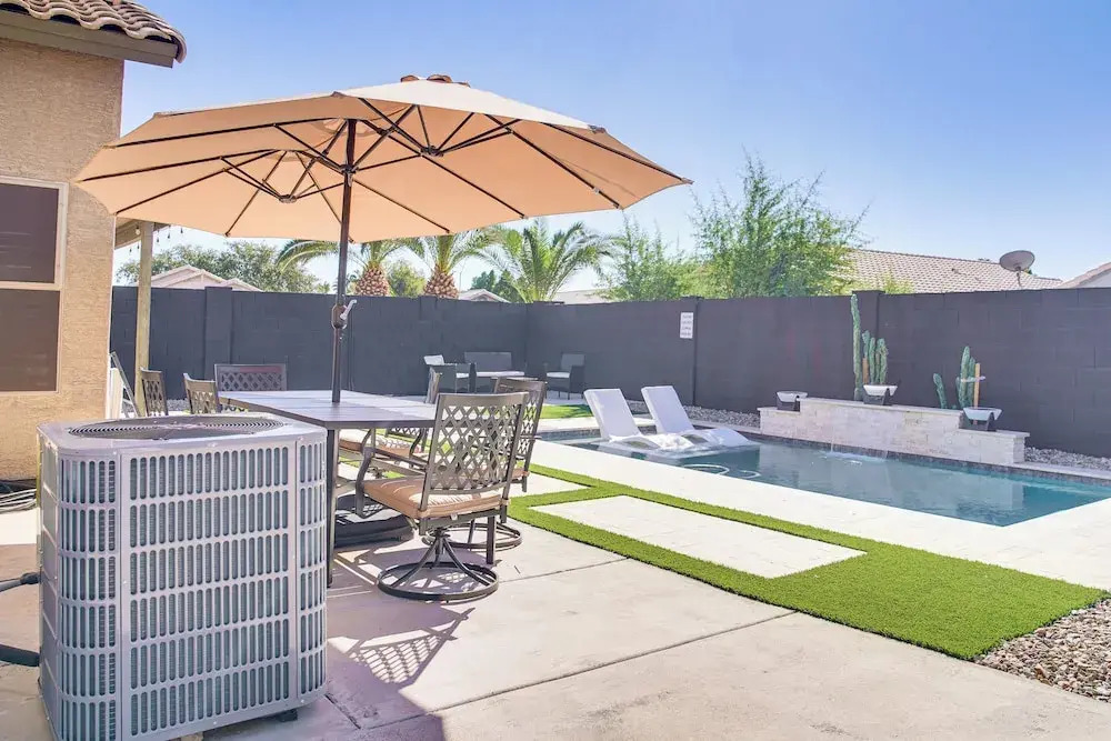 2 Mi to Surprise Stadium! Snowbird Haven w/ Pool