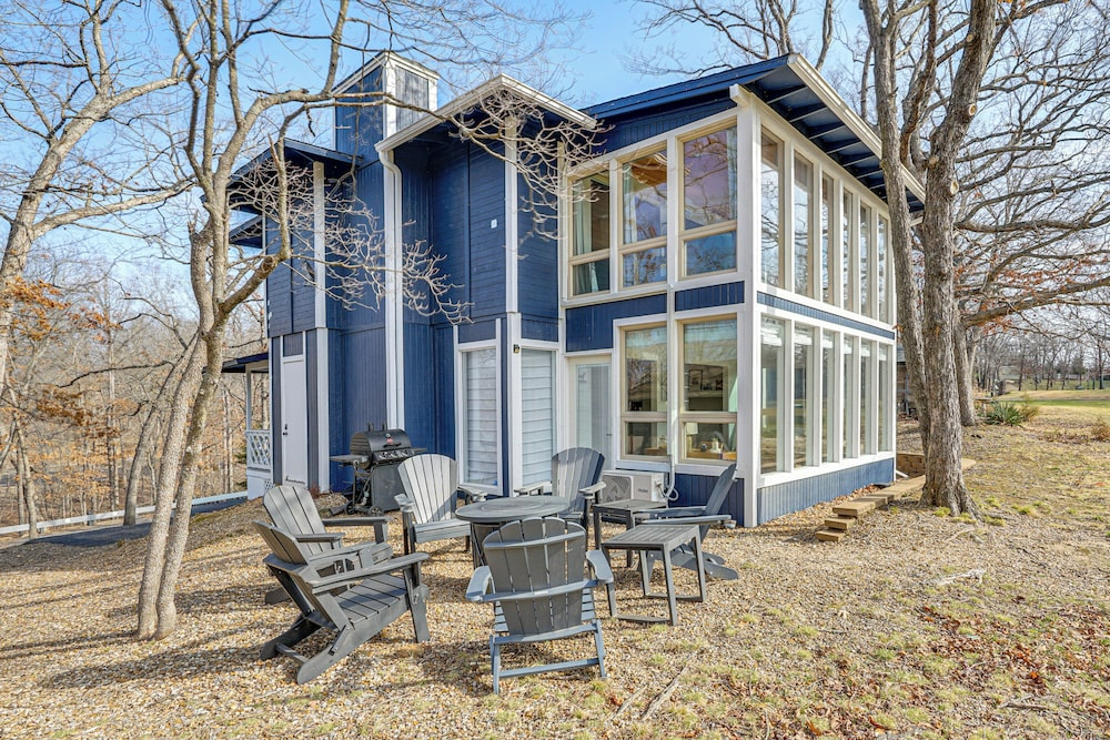 Lake of the Ozarks Resort Home w/ Golf Course View