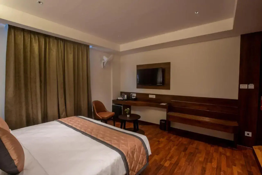 Golden Fortune Inn Hotel