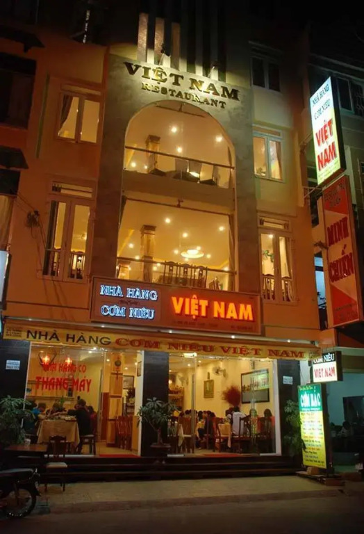 Vietnam Hotel Dalat