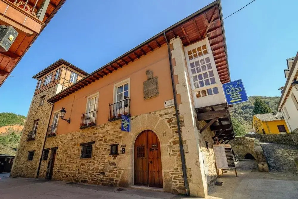 Hostal El Palacio