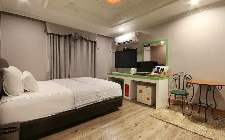 Busan Hadan Paradise