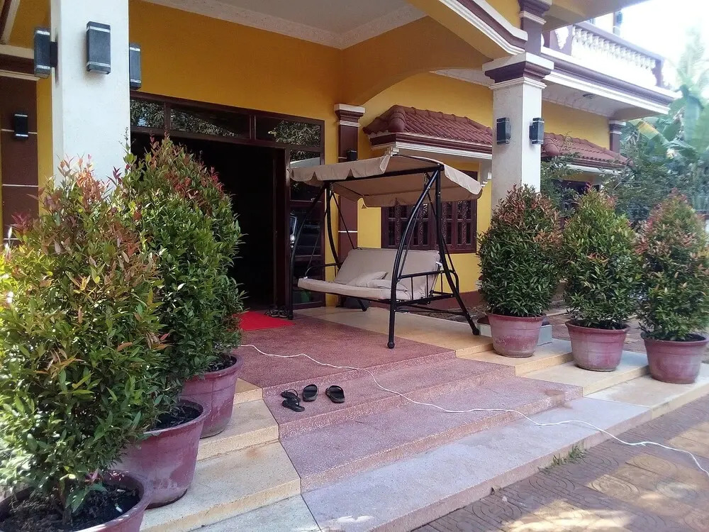 Moha Mean Hotel