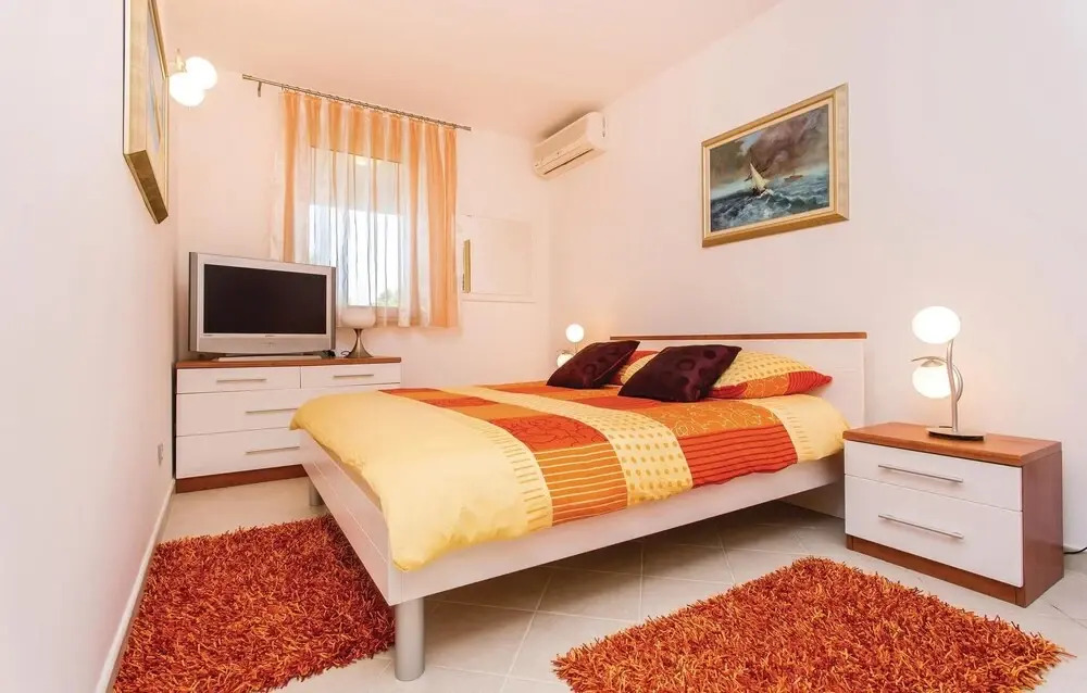 Amazing Home in Njivice With Wifi and 1 Bedrooms