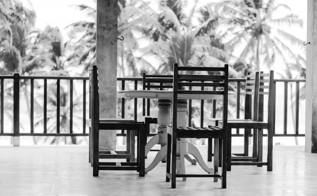 Chill House make a Good Story with infinite Ocean Surf and Stay