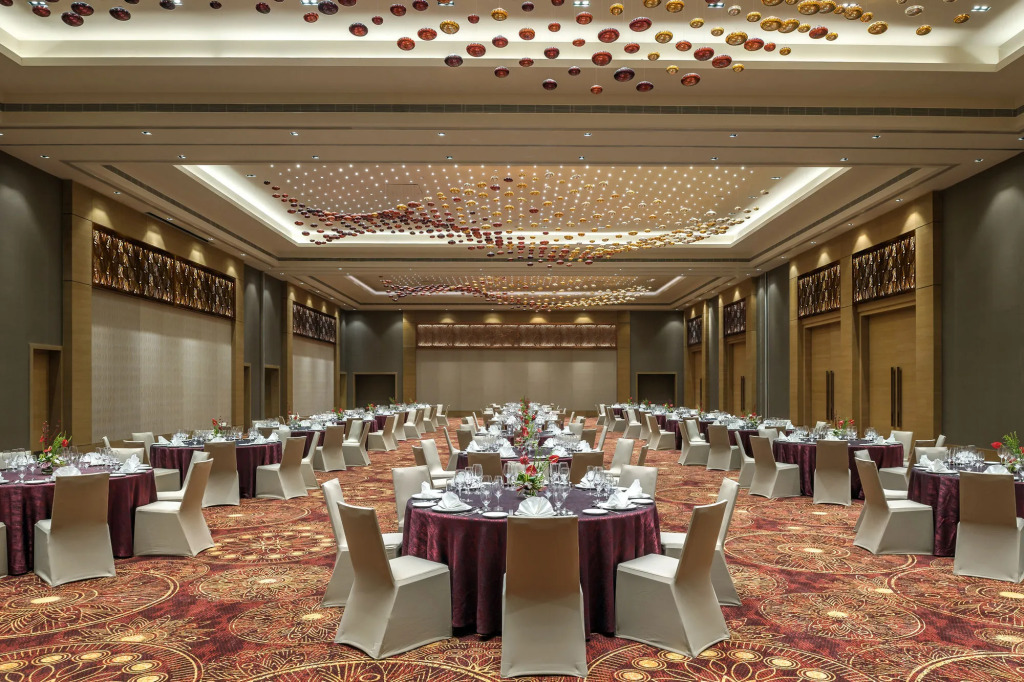 Feathers- A Radha Hotel, Chennai