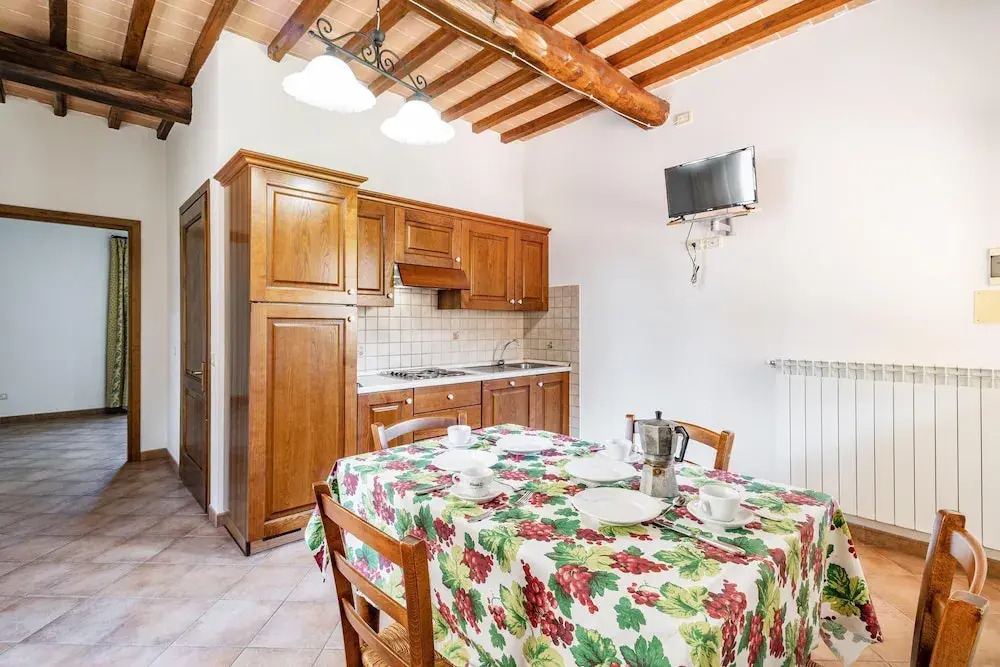 Grano Apt With Pool Near Volterra