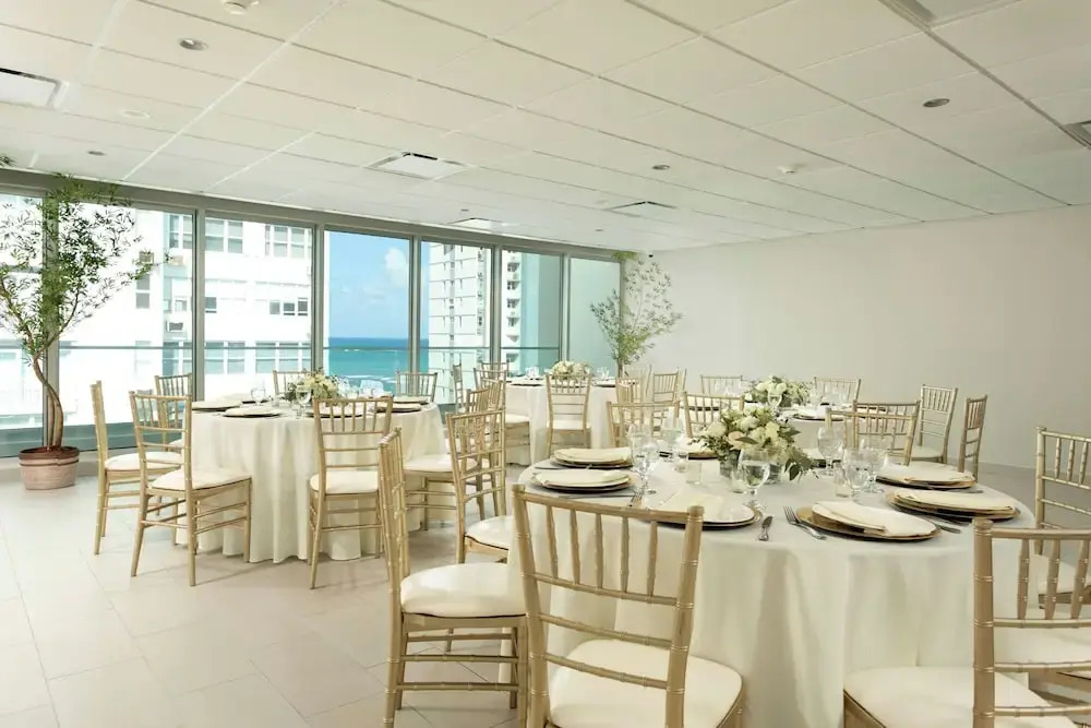 Casa Costera, Isla Verde Beach, Apartments by Marriott Bonvoy