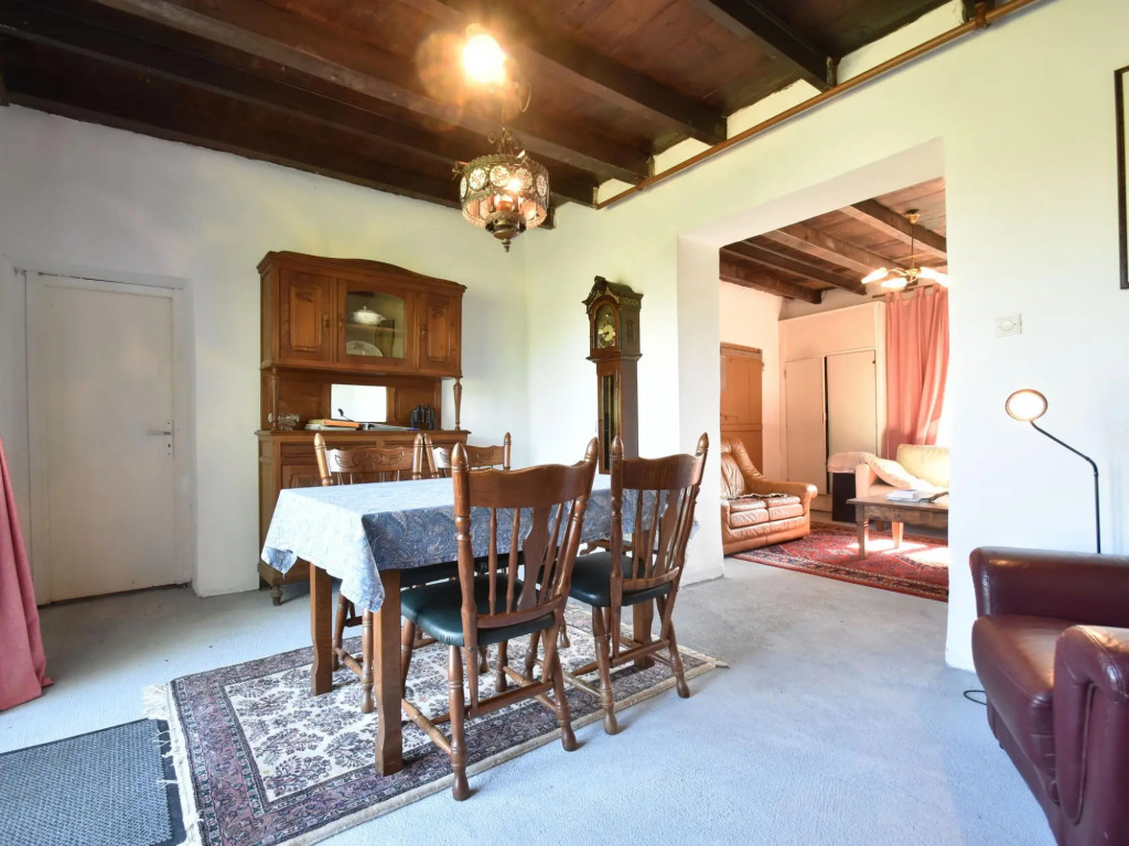 Countryside Holiday Home in Decize near Town Centre