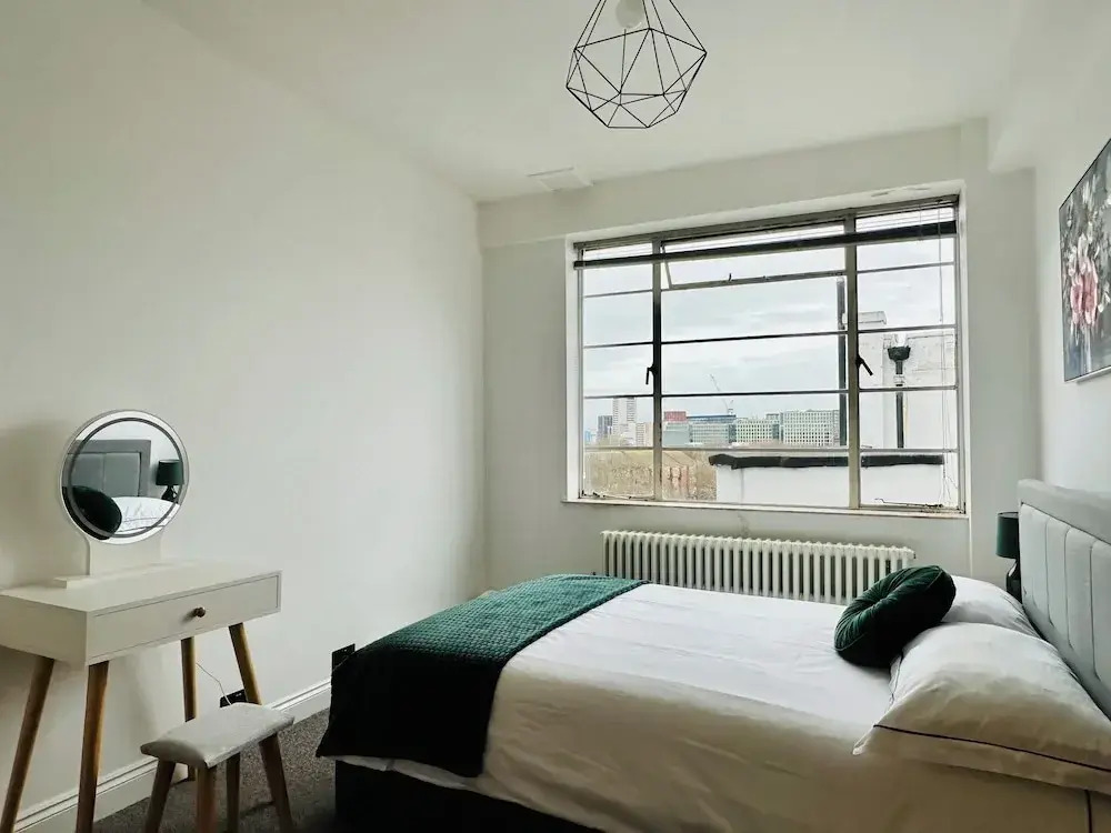 Camden Skyview Quality Apartment