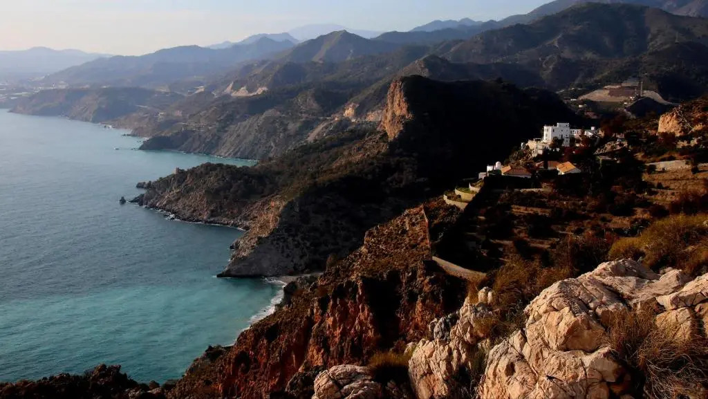 Apartamento con vista al mar a 1 minuto de la playa!Spacious Beach Apartment 1 min to the beach