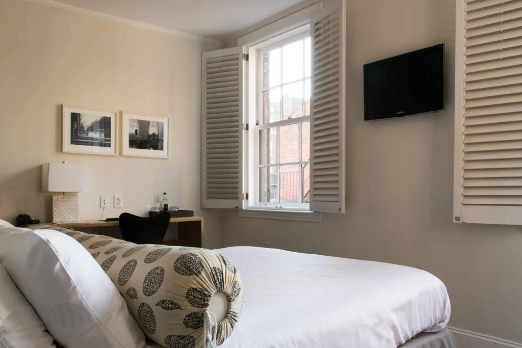 Beacon Hill Hotel