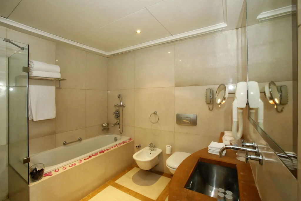 Crowne Plaza Beirut by IHG