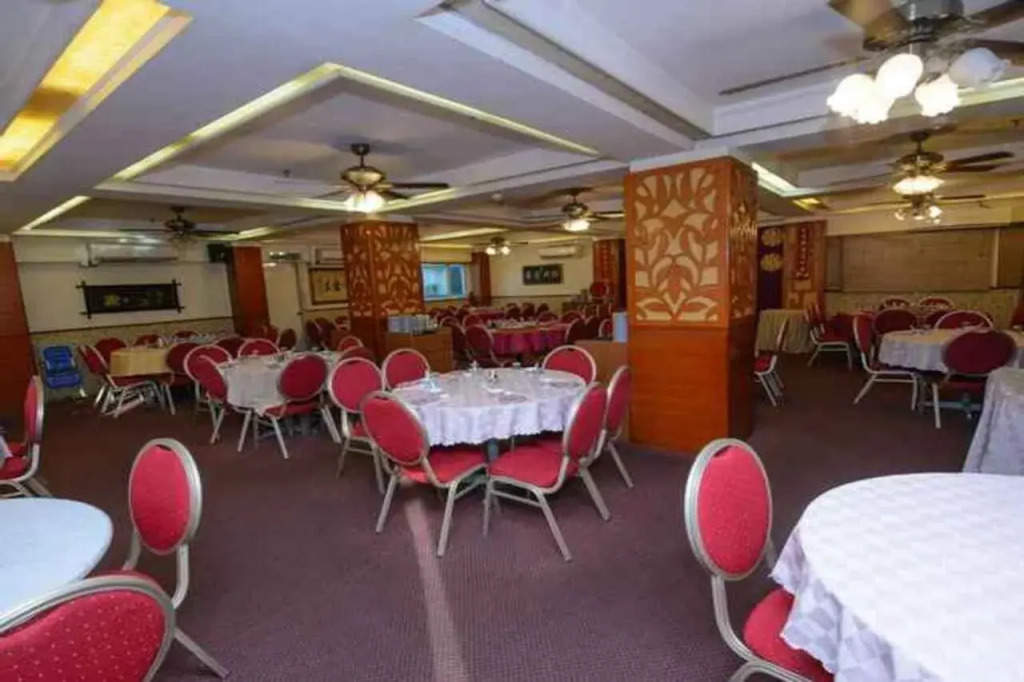 OYO 597 Winner Hotel