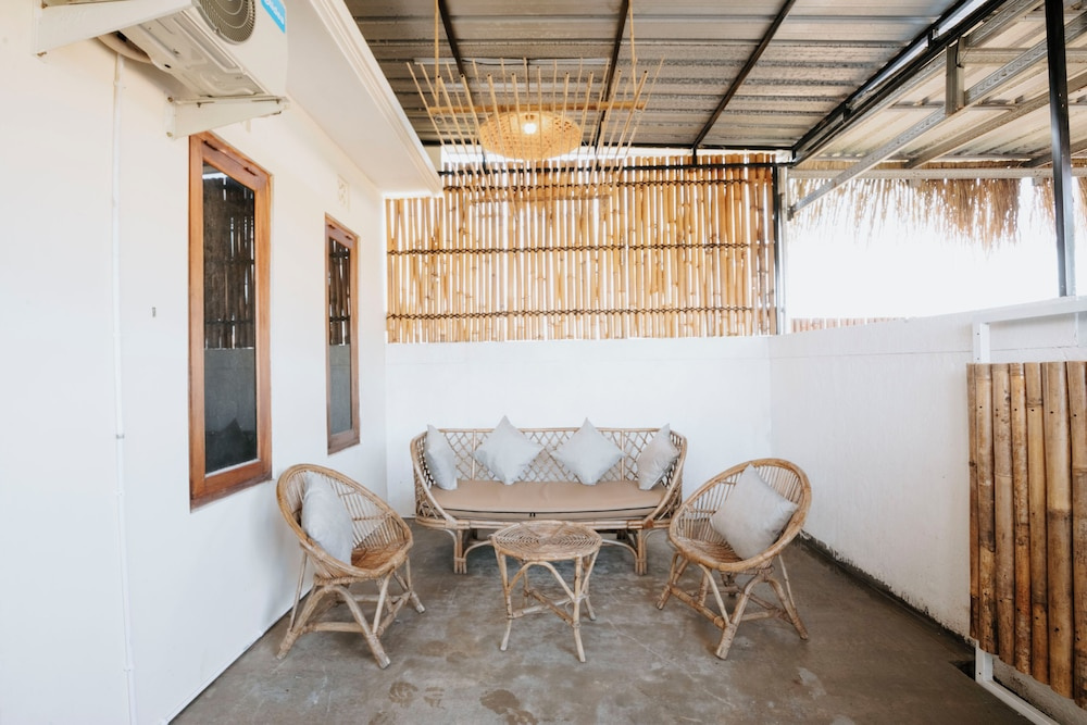 Villa New DBamboo by Plesirhatiyogja