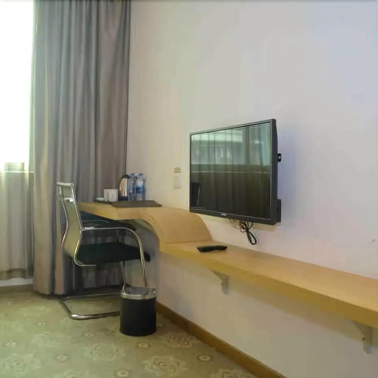Super 8 Hotel
