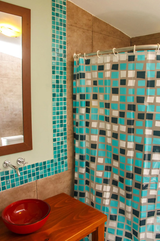 Pura Vida YerbaBuena Suite & Host