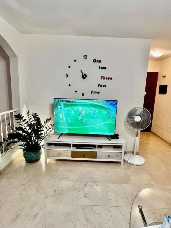 Elegant Palm Mar Apartment