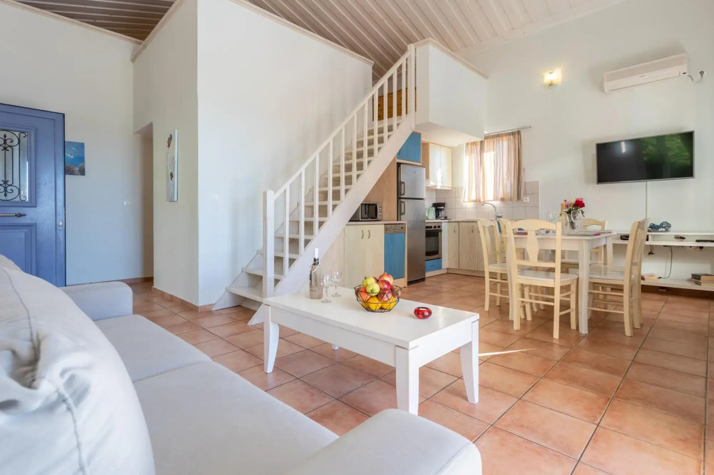 Antigoni Beach House Large Private Pool Walk to Beach Sea Views A C Wifi Car Not Required - 1012