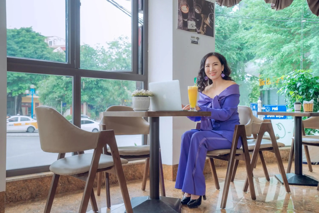 Khách sạn Hoàng Yến